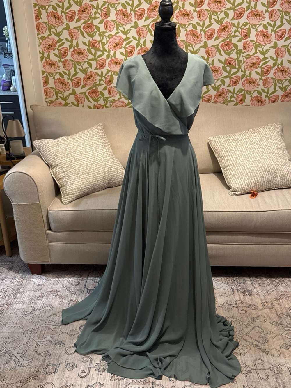 Jenny Yoo Collection Faye Dress in Eucalyptus Luxe Chiffon